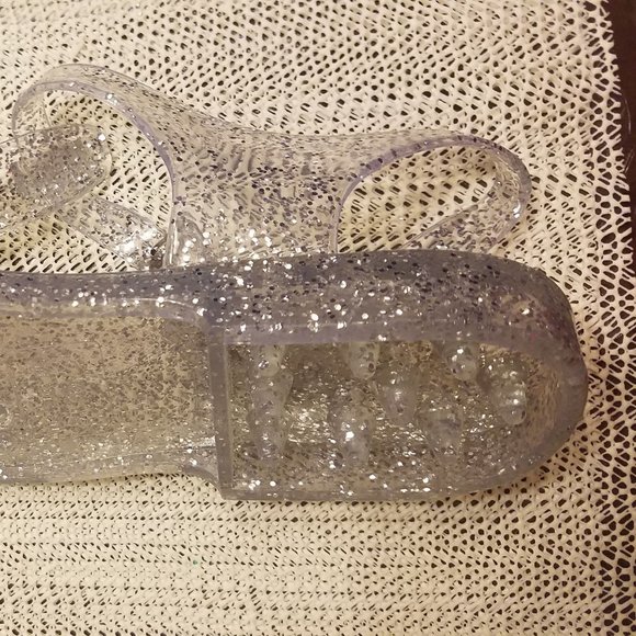 Flat Jelly Sandals - Picture 10 of 11